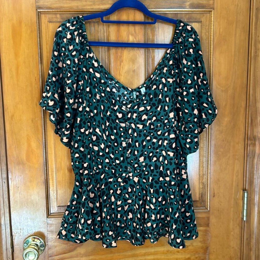 Grayson Social Plus Animal Print Top